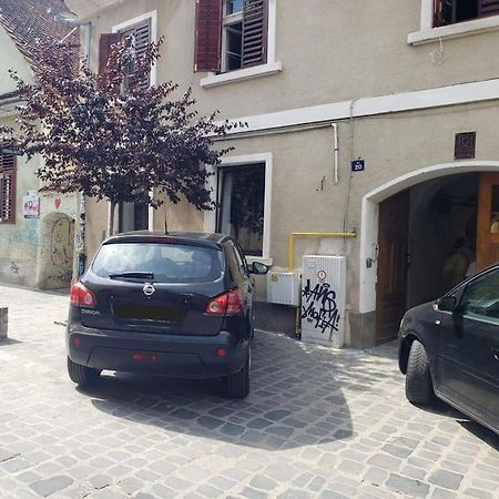 Studio Sforii In Brasov Ris Accommodation Екстериор снимка
