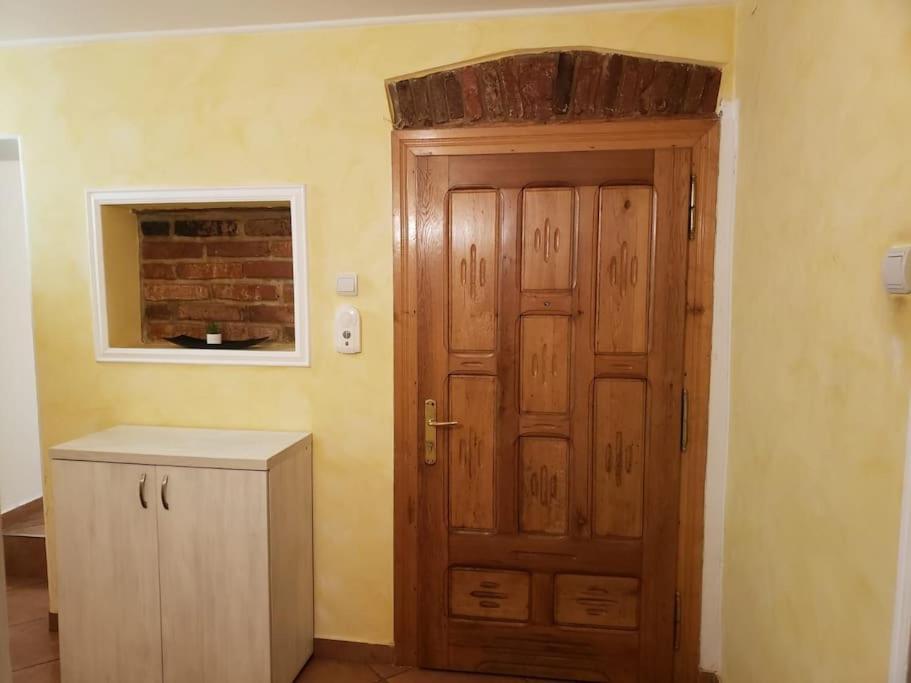 Studio Sforii In Brasov Ris Accommodation Екстериор снимка